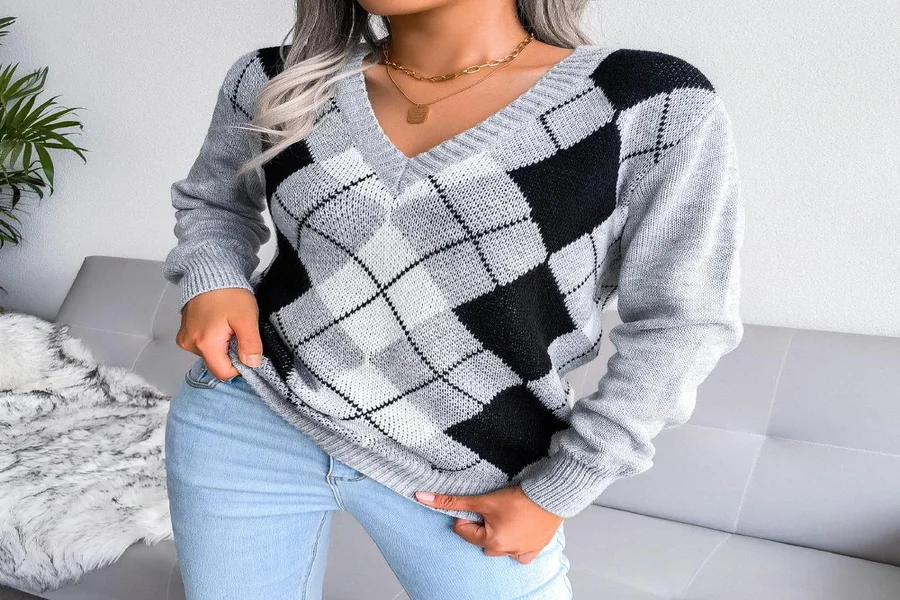 Black And White Diamond Sweater