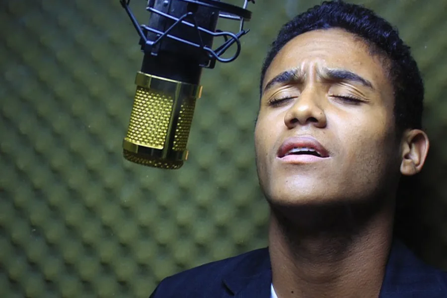 6 Effective Methods for Developing Stronger Singing Skills