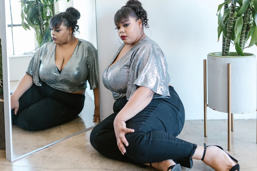 plus size 70s fashion